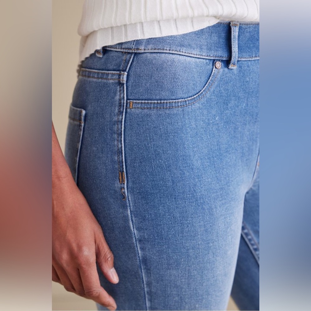Soft Surrounding, Classic Blue Women's Pull-on Jeans, Large - Picture 11 of 15